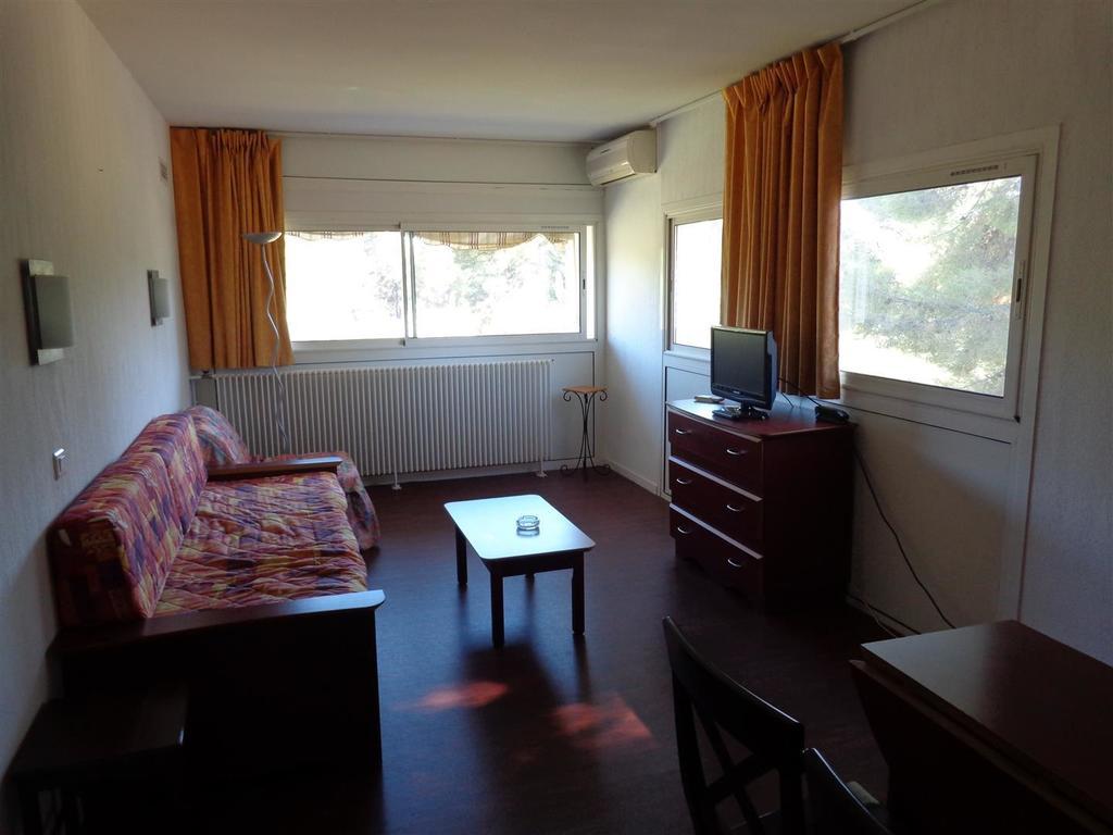 Le Domaine Des Oliviers Apartment Saint-Cyr-sur-Mer Bilik gambar