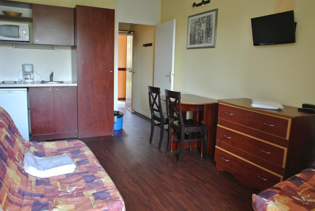 Le Domaine Des Oliviers Apartment Saint-Cyr-sur-Mer Bilik gambar