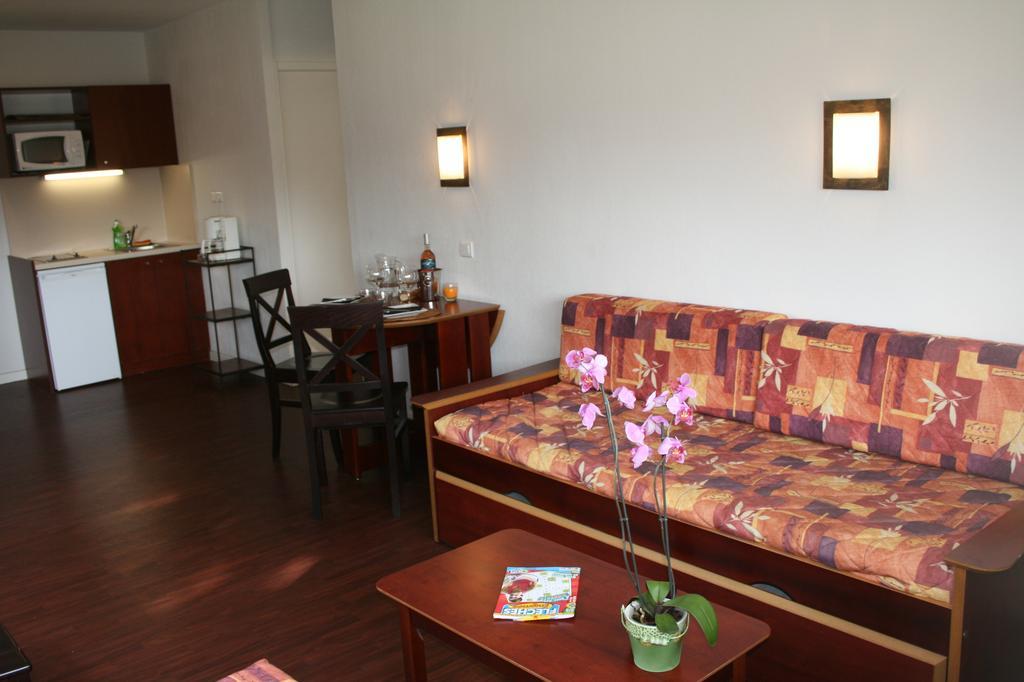 Le Domaine Des Oliviers Apartment Saint-Cyr-sur-Mer Bilik gambar
