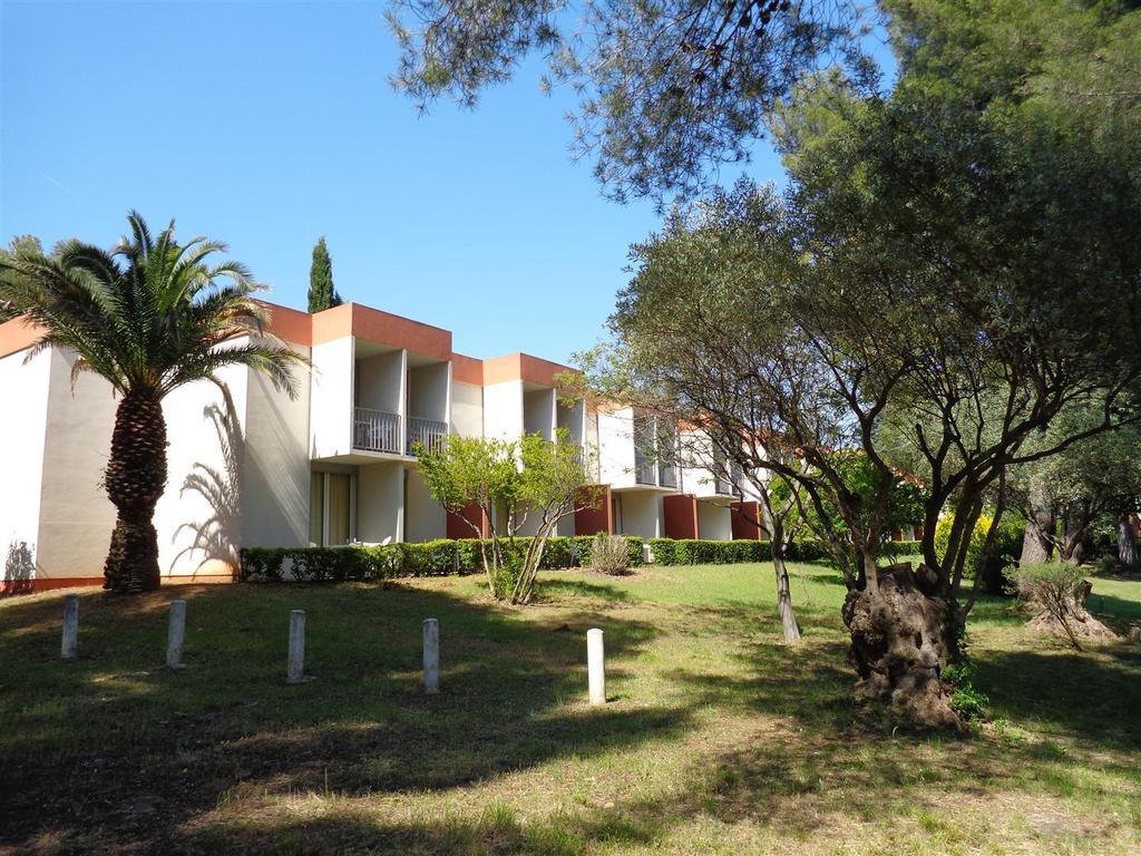Le Domaine Des Oliviers Apartment Saint-Cyr-sur-Mer Luaran gambar