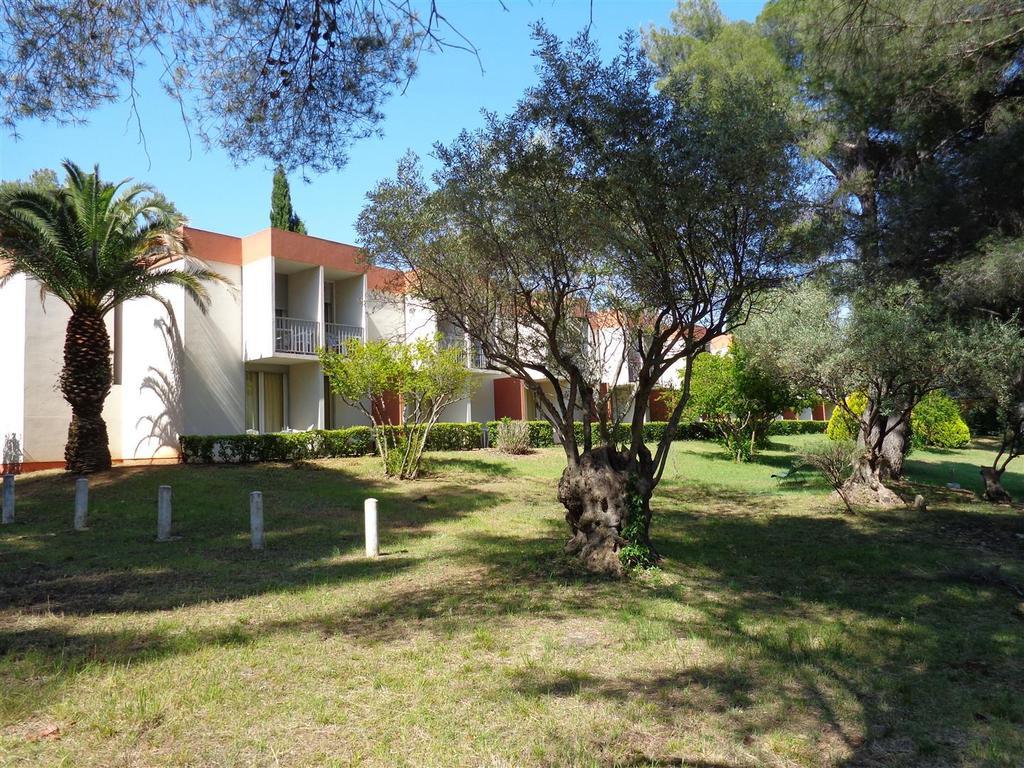 Le Domaine Des Oliviers Apartment Saint-Cyr-sur-Mer Luaran gambar