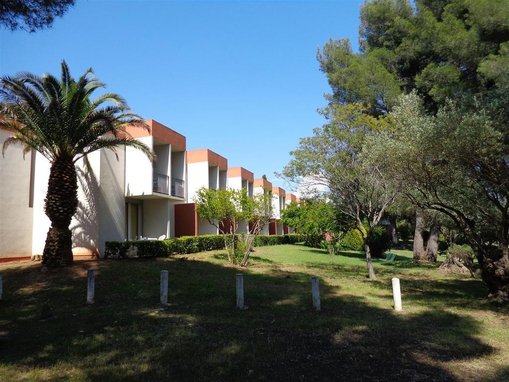 Le Domaine Des Oliviers Apartment Saint-Cyr-sur-Mer Luaran gambar
